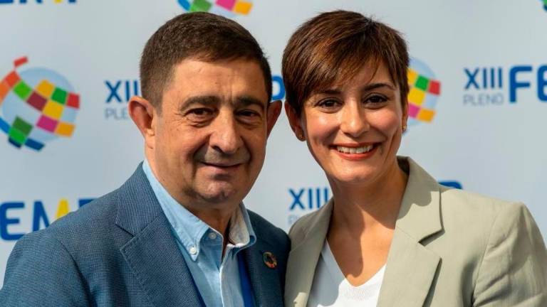 Francisco Reyes, nuevo miembro de la Junta de la Federación de Municipios y Provincias Francisco Reyes, nuevo miembro de la Junta de la Federación de Municipios y Provincias