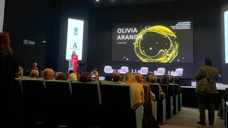 Más de 300 expertos debaten en Expoliva los retos y oportunidades del olivar del futuro Más de 300 expertos debaten en Expoliva los retos y oportunidades del olivar del futuro