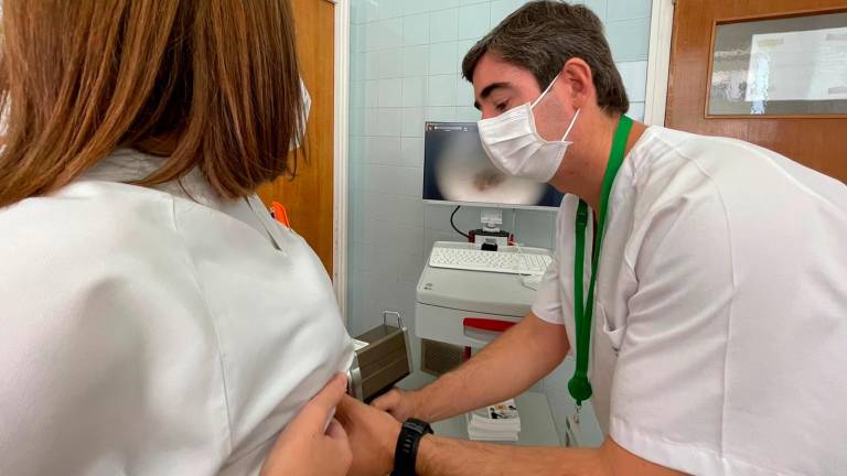 El Hospital Universitario ofrece consejo sanitario para cuidar la piel en verano El Hospital Universitario ofrece consejo sanitario para cuidar la piel en verano
