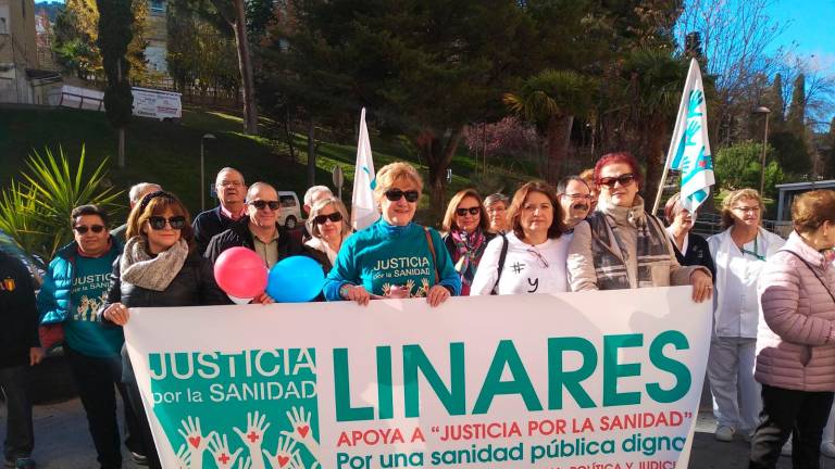 Por una sanidad pública, digna y de calidad Por una sanidad pública, digna y de calidad