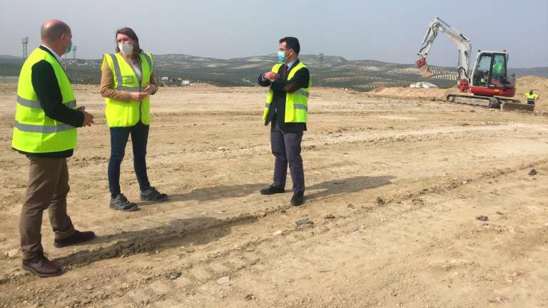 La Diputación invierte 375.000 euros para sellar el segundo vaso del vertedero de Jaén-Sierra Sur La Diputación invierte 375.000 euros para sellar el segundo vaso del vertedero de Jaén-Sierra Sur