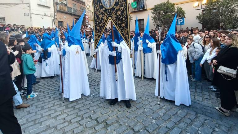 Estudiantes llena la Plaza de la Merced de música y devoción Estudiantes llena la Plaza de la Merced de música y devoción
