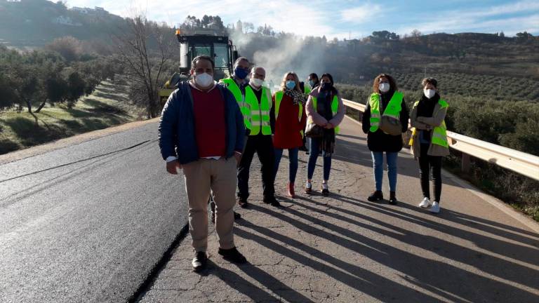 Fomento actúa en una curva peligrosa de la A-6203 en Castellar Fomento actúa en una curva peligrosa de la A-6203 en Castellar