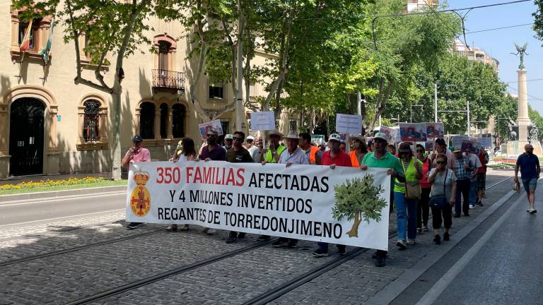 Los regantes de Torredonjimeno dicen “basta” al bloqueo de siete años Los regantes de Torredonjimeno dicen “basta” al bloqueo de siete años