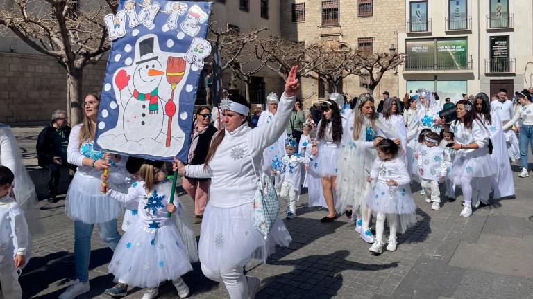 Los niños de Jaén llenan las calles de alegría por Carnaval Los niños de Jaén llenan las calles de alegría por Carnaval
