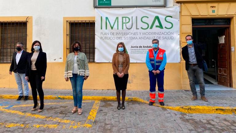 Salud y Familias invierte 345.000 euros en la reforma y ampliación del centro de salud de Lopera Salud y Familias invierte 345.000 euros en la reforma y ampliación del centro de salud de Lopera