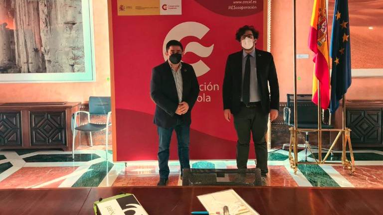 Analizan el anteproyecto de Ley para cooperación descentralizada de gobiernos locales Analizan el anteproyecto de Ley para cooperación descentralizada de gobiernos locales