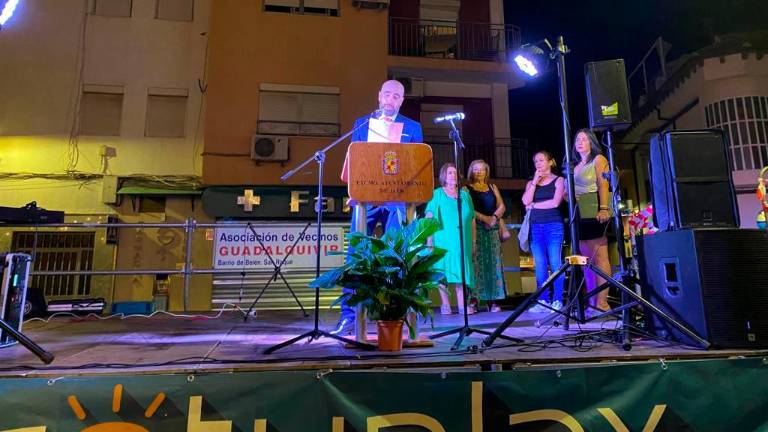 Emotivo pregón a cargo del escritor Martín Lorenzo Paredes en el barrio de Belén y San Roque Emotivo pregón a cargo del escritor Martín Lorenzo Paredes en el barrio de Belén y San Roque
