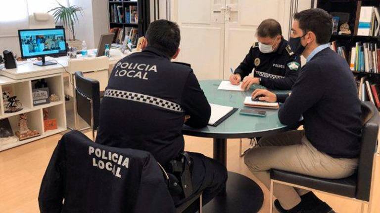 Alcalá la Real solicita al Gobierno la UME y personal de extranjería para la campaña de la aceituna Alcalá la Real solicita al Gobierno la UME y personal de extranjería para la campaña de la aceituna