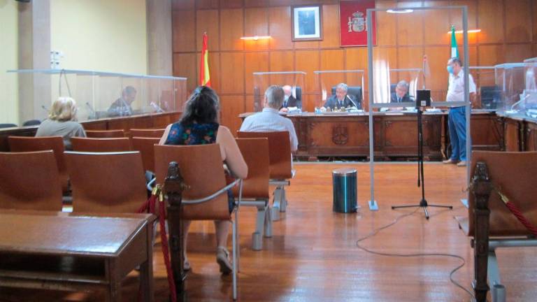Al banquillo por la quiebra de la cooperativa que gestionó la construcción de un geriátrico en Linares Al banquillo por la quiebra de la cooperativa que gestionó la construcción de un geriátrico en Linares