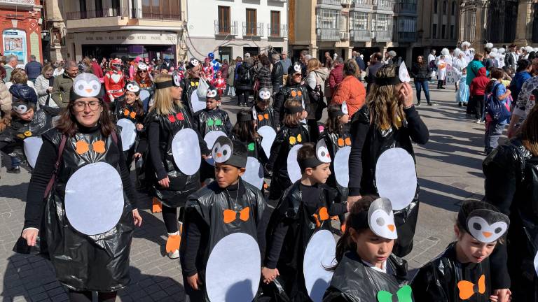 Los niños de Jaén llenan las calles de alegría por Carnaval Los niños de Jaén llenan las calles de alegría por Carnaval