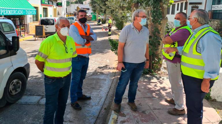 Fomento solventa un problema de seguridad vial en la travesía de Santiago Pontones Fomento solventa un problema de seguridad vial en la travesía de Santiago Pontones