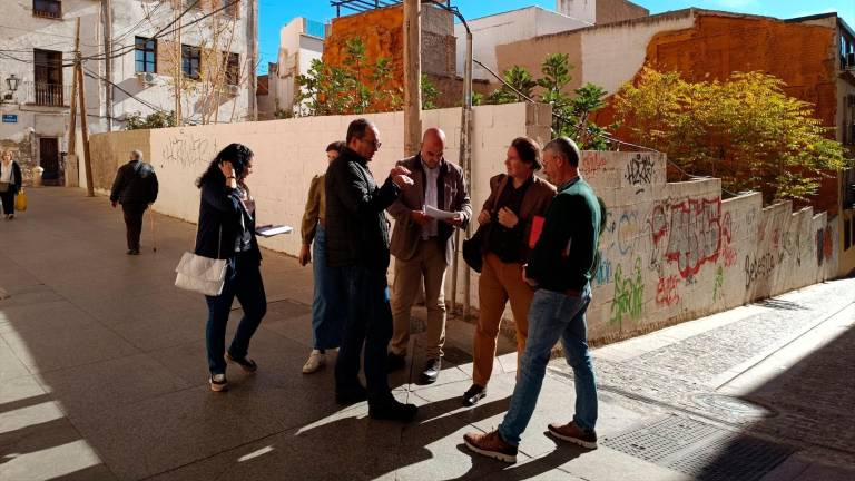 Técnicos buscan soluciones para soterrar los cables en el entorno de la Catedral de Jaén Técnicos buscan soluciones para soterrar los cables en el entorno de la Catedral de Jaén