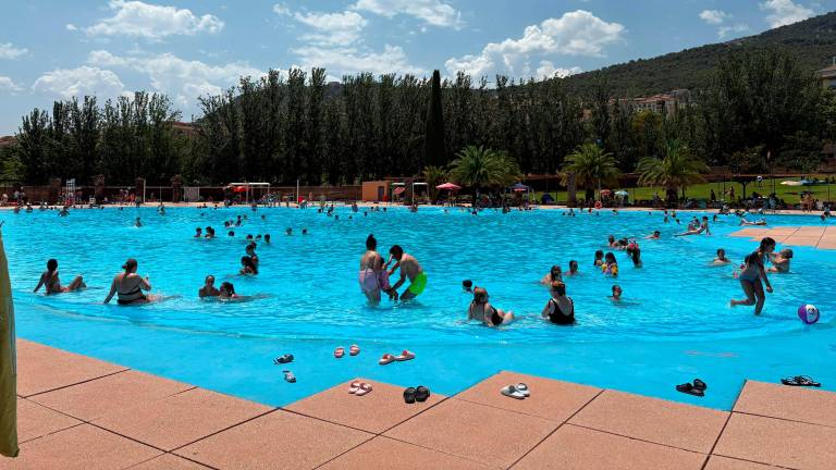 Las Fuentezuelas inaugura la temporada estival con gran afluencia Las Fuentezuelas inaugura la temporada estival con gran afluencia