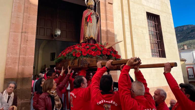 Pólvora y fuegos en honor a San Blas en La Puerta de Segura Pólvora y fuegos en honor a San Blas en La Puerta de Segura