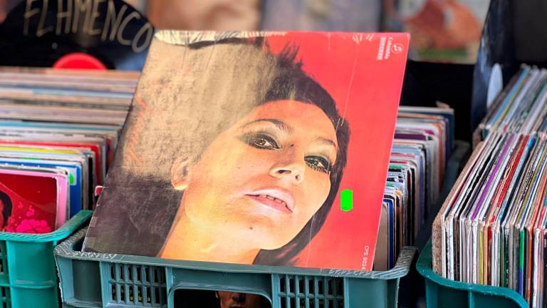 La Feria del Vinilo y el Cómic se desliza por las calles de Jaén La Feria del Vinilo y el Cómic se desliza por las calles de Jaén