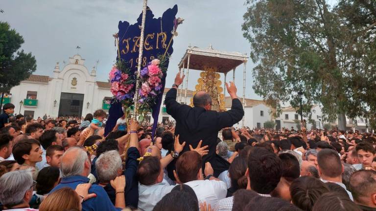 Así vivió la provincia el encuentro con la Blanca Paloma Así vivió la provincia el encuentro con la Blanca Paloma