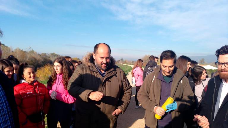 Recogida de residuos en la Mota del Río Recogida de residuos en la Mota del Río
