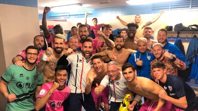 El Linares Deportivo cumple el pronóstico ante el colista El Linares Deportivo cumple el pronóstico ante el colista