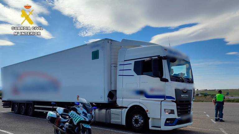 Investigado un camionero ‘multirreincidente’ de Linares por conducir bajo los efectos del alcohol Investigado un camionero ‘multirreincidente’ de Linares por conducir bajo los efectos del alcohol