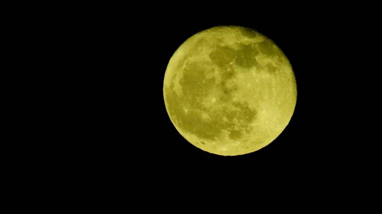 Espectáculo celeste este lunes con una Superluna brillante, la del ciervo Espectáculo celeste este lunes con una Superluna brillante, la del ciervo
