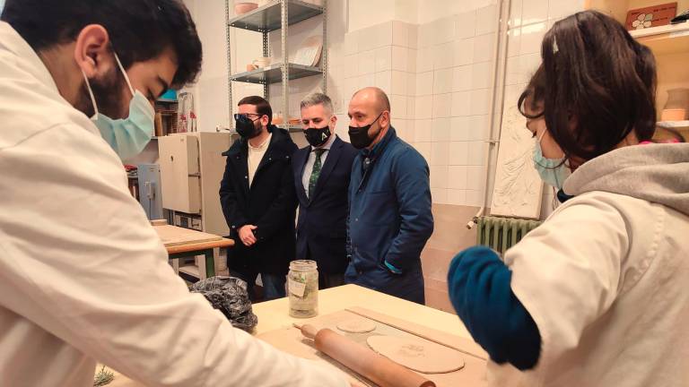 Educación incrementa su apuesta por la Formación Profesional Básica Educación incrementa su apuesta por la Formación Profesional Básica