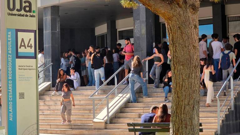 La Universidad de Jaén se sitúa como la tercera mejor institución andaluza La Universidad de Jaén se sitúa como la tercera mejor institución andaluza