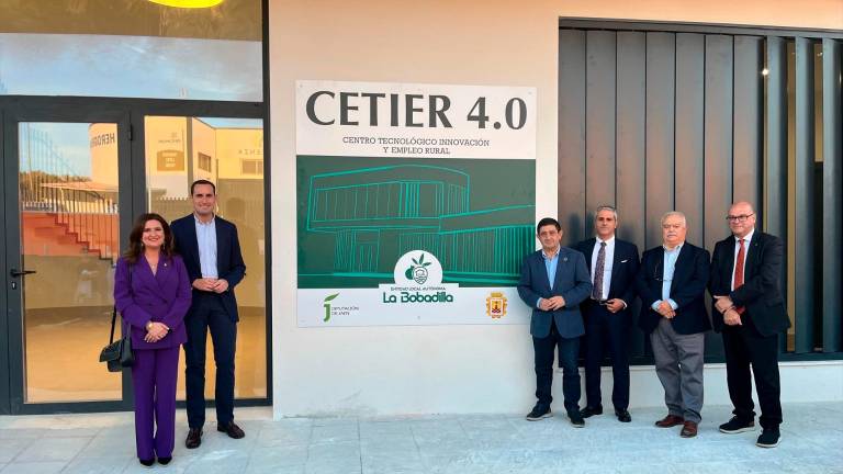 Inaugurada la primera fase del Centro Tecnológico de Innovación y Empleo Rural en La Bobadilla Inaugurada la primera fase del Centro Tecnológico de Innovación y Empleo Rural en La Bobadilla