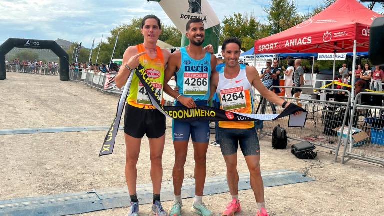 Boufaljat y Pineda imponen su hegemonía en el 40 cumpleaños del Cross del Aceite Boufaljat y Pineda imponen su hegemonía en el 40 cumpleaños del Cross del Aceite
