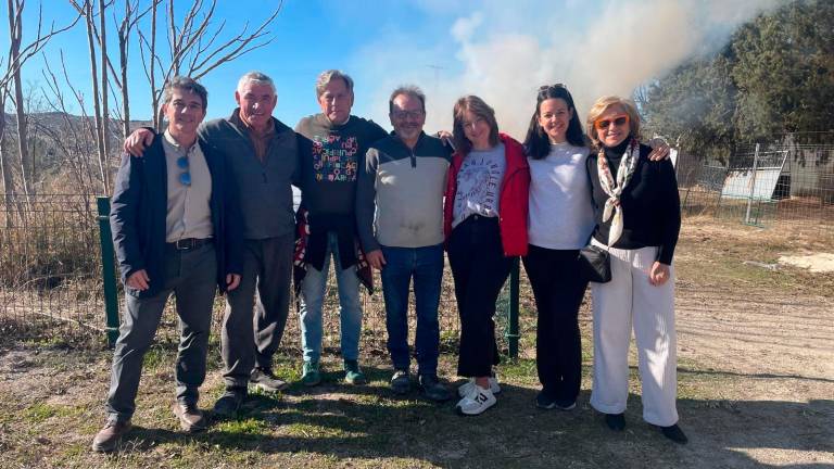 Una treintena de lumbres para celebrar San Antón Una treintena de lumbres para celebrar San Antón