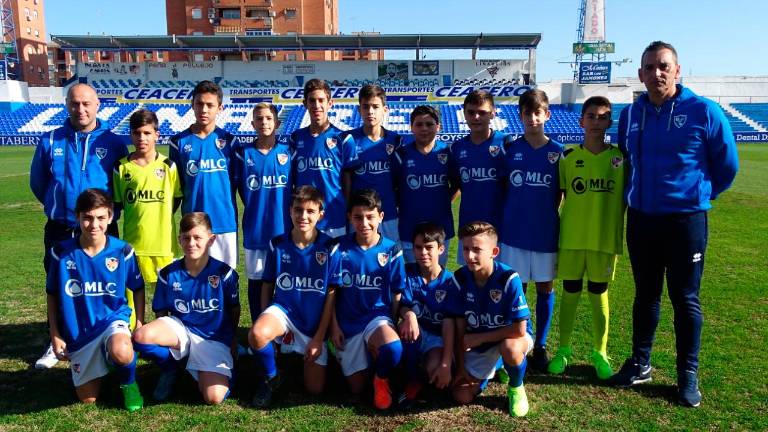 El Linares Deportivo exhibe el músculo de la cantera azulilla El Linares Deportivo exhibe el músculo de la cantera azulilla