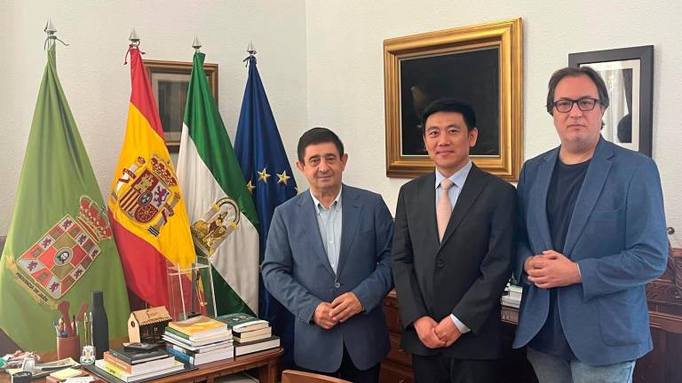 Mano tendida para la llegada de una nueva empresa china a la capital Mano tendida para la llegada de una nueva empresa china a la capital