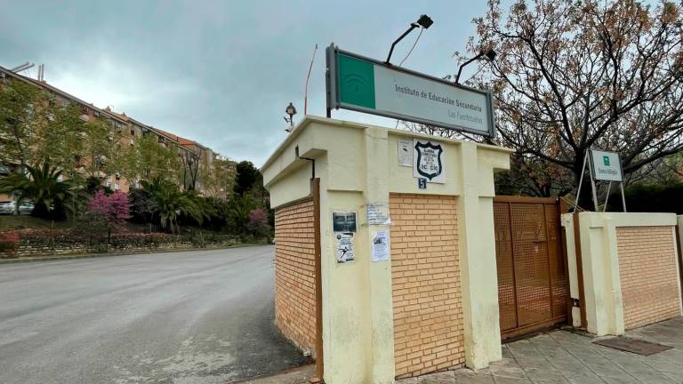 El IES Las Fuentezuelas clama para que no se mueva el ciclo de informática El IES Las Fuentezuelas clama para que no se mueva el ciclo de informática