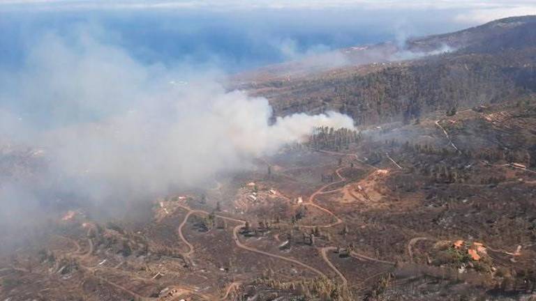 “Estabilizado” el perímetro en el incendio de Garafía (La Palma) “Estabilizado” el perímetro en el incendio de Garafía (La Palma)