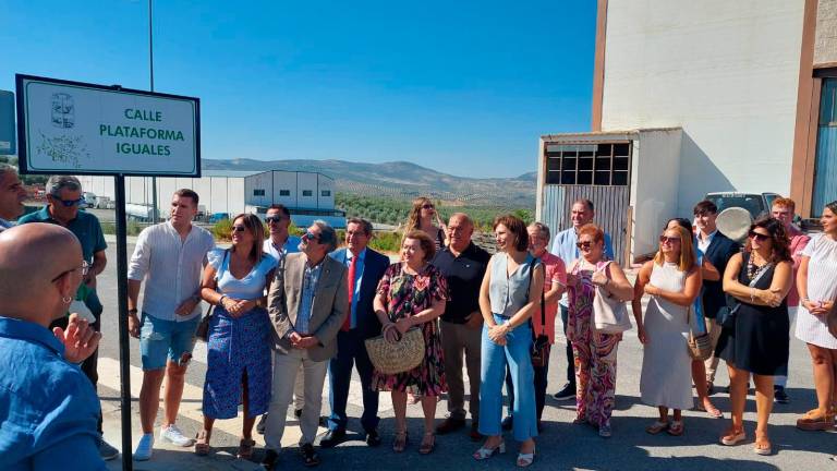 Arranca la primera Feria Regional de las Entidades Locales Autónomas de Andalucía en La Bobadilla Arranca la primera Feria Regional de las Entidades Locales Autónomas de Andalucía en La Bobadilla