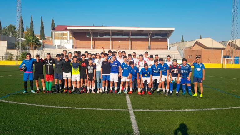 Competiones futbolíticas por las noches Competiones futbolíticas por las noches