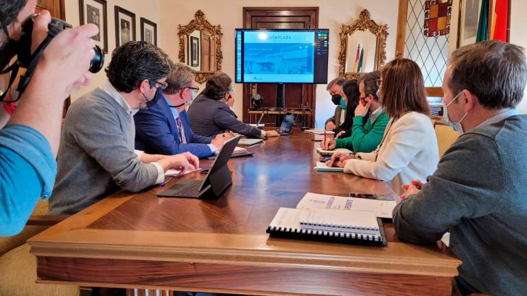 El Jaén Plaza mantiene su previsión de inauguración a finales de este año El Jaén Plaza mantiene su previsión de inauguración a finales de este año