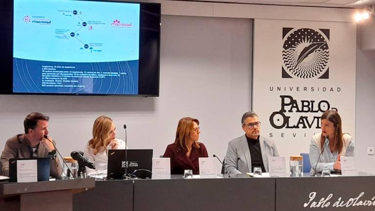 Primer foro de reflexión y debate del marco de intervención del Trabajo Social Verde Primer foro de reflexión y debate del marco de intervención del Trabajo Social Verde