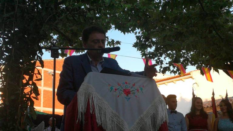 Un pueblo inmerso en la diversión Un pueblo inmerso en la diversión