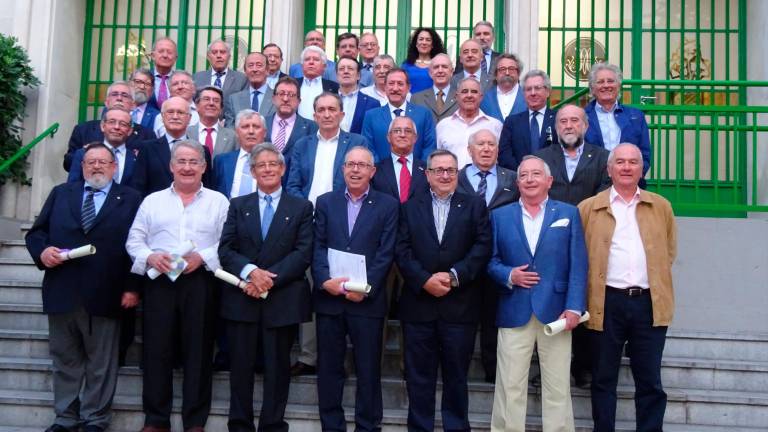 Reencuentro tras 50 años Reencuentro tras 50 años