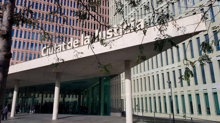Admitidas las denuncias de Fiscalía y de Estrada Fernández por el ‘caso Negreira’ Admitidas las denuncias de Fiscalía y de Estrada Fernández por el ‘caso Negreira’