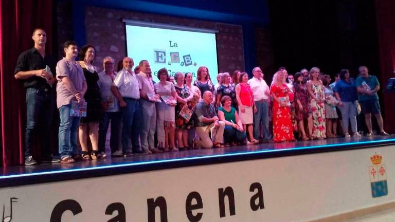 Presentación de “Álbum Escolar II” en Canena Presentación de “Álbum Escolar II” en Canena