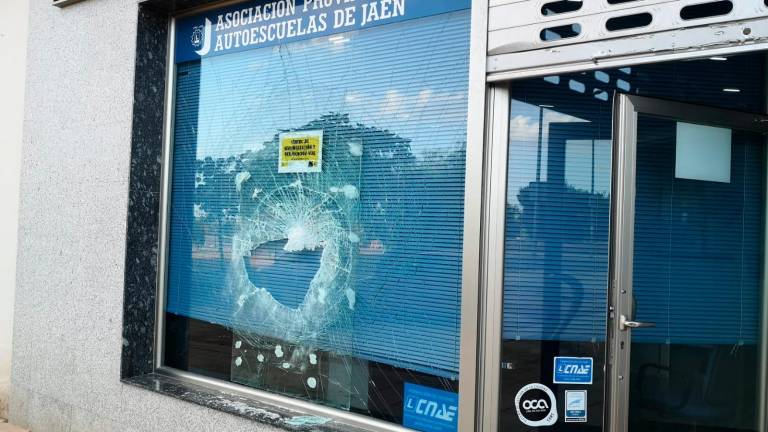 Robo en la sede de la Asociación provincial de Autoescuelas Robo en la sede de la Asociación provincial de Autoescuelas