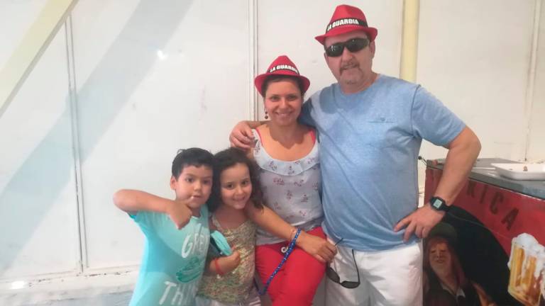 Cariño hacia la Divina Pastora Cariño hacia la Divina Pastora