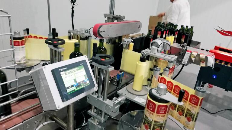 Una nueva envasadora crea cuatro empleos en Bedmar Una nueva envasadora crea cuatro empleos en Bedmar