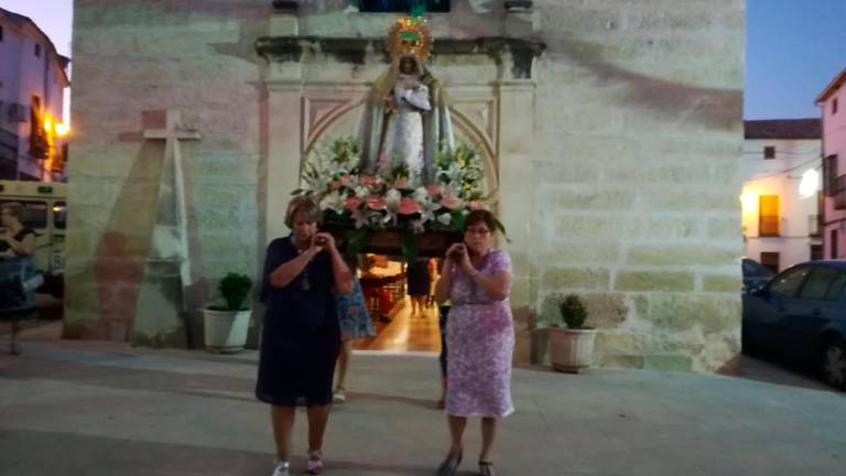 Ofrendas de fe a la patrona Ofrendas de fe a la patrona