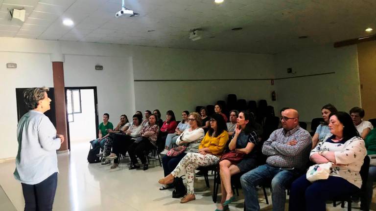 Exitosa clausura de la Escuela de Familias Exitosa clausura de la Escuela de Familias