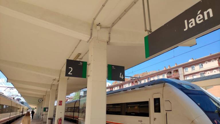 Otro ajuste de horarios de los trenes de Jaén a Madrid Otro ajuste de horarios de los trenes de Jaén a Madrid