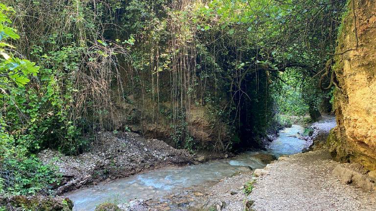 Descubre la belleza del paraje de Las Chorreras, en Valdepeñas de Jaén