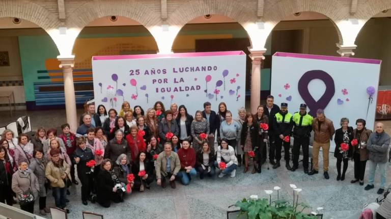 “Este reconocimiento es tanto para las socias actuales como las que pasaron por ‘Dama’ y dejaron parte de su personalidad” “Este reconocimiento es tanto para las socias actuales como las que pasaron por ‘Dama’ y dejaron parte de su personalidad”